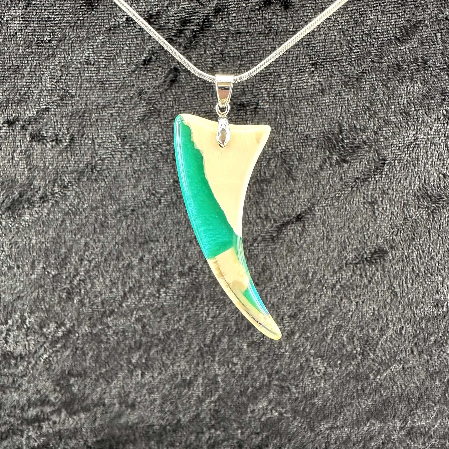 Mammoet Slagtand - Emerald Fang